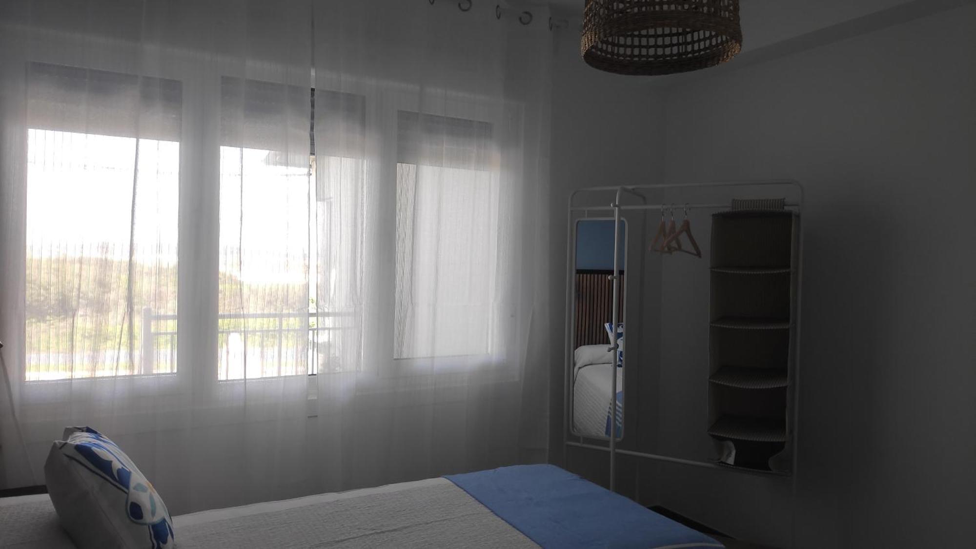 Apartamento O Lago Valdoviño Oda fotoğraf
