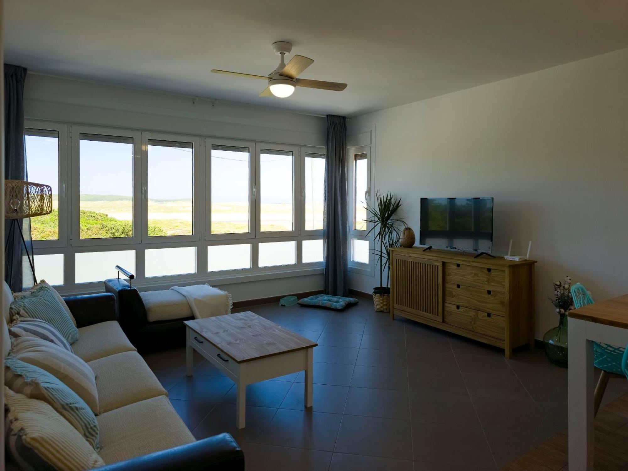 Apartamento O Lago Valdoviño Dış mekan fotoğraf