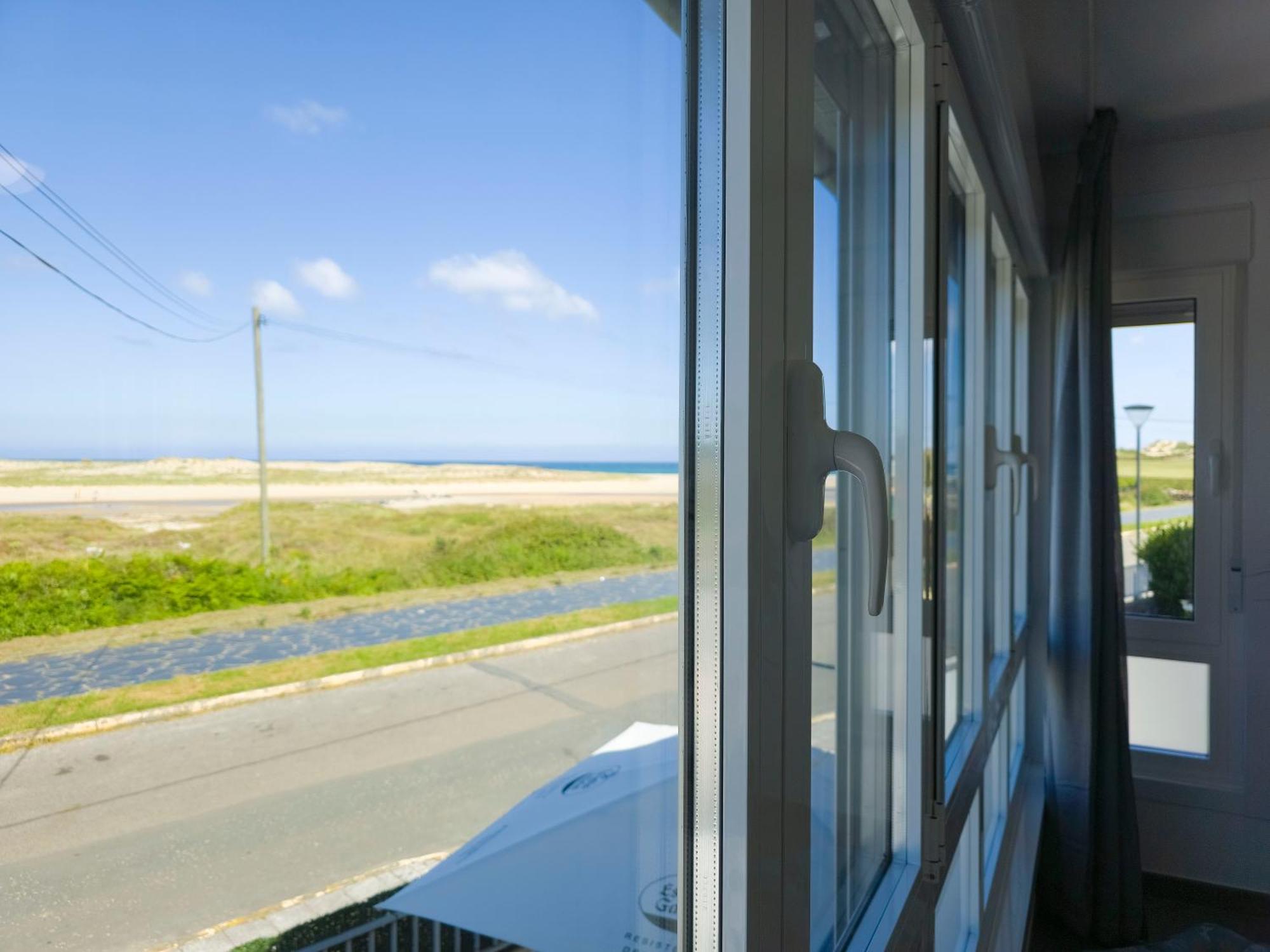 Apartamento O Lago Valdoviño Dış mekan fotoğraf